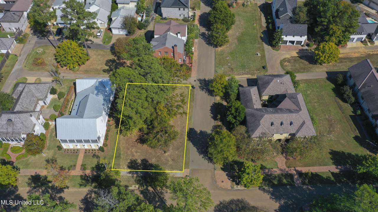 126 Florida Boulevard - Photo 1