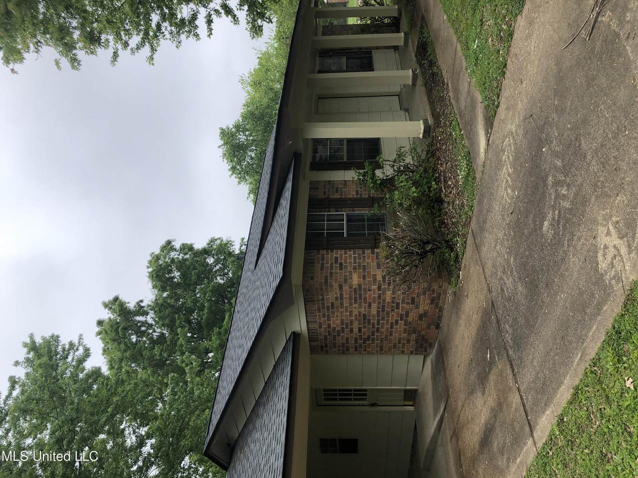 6115 Forest Gate Road - Photo 1