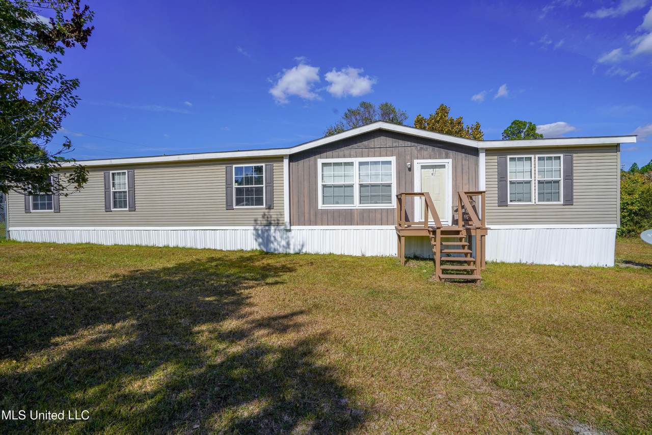 11610 Fox Ridge Drive - Photo 1