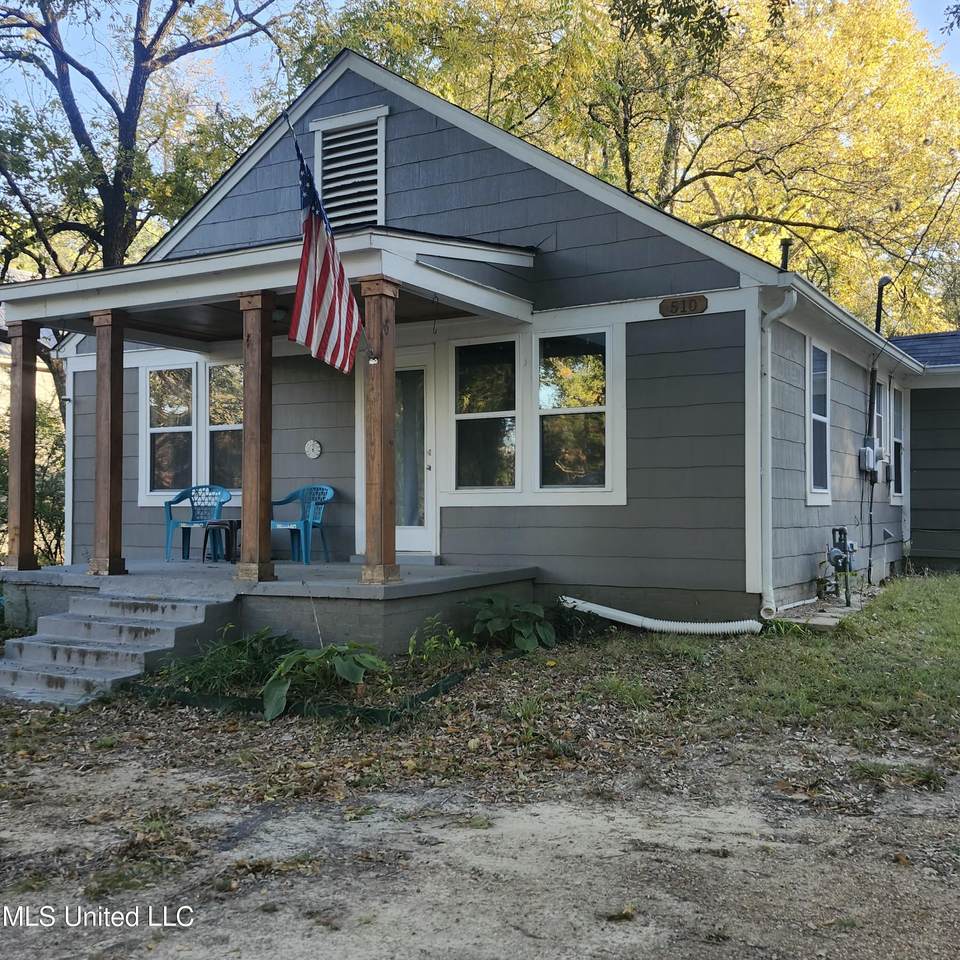 510 Strayhorn Street - Photo 1