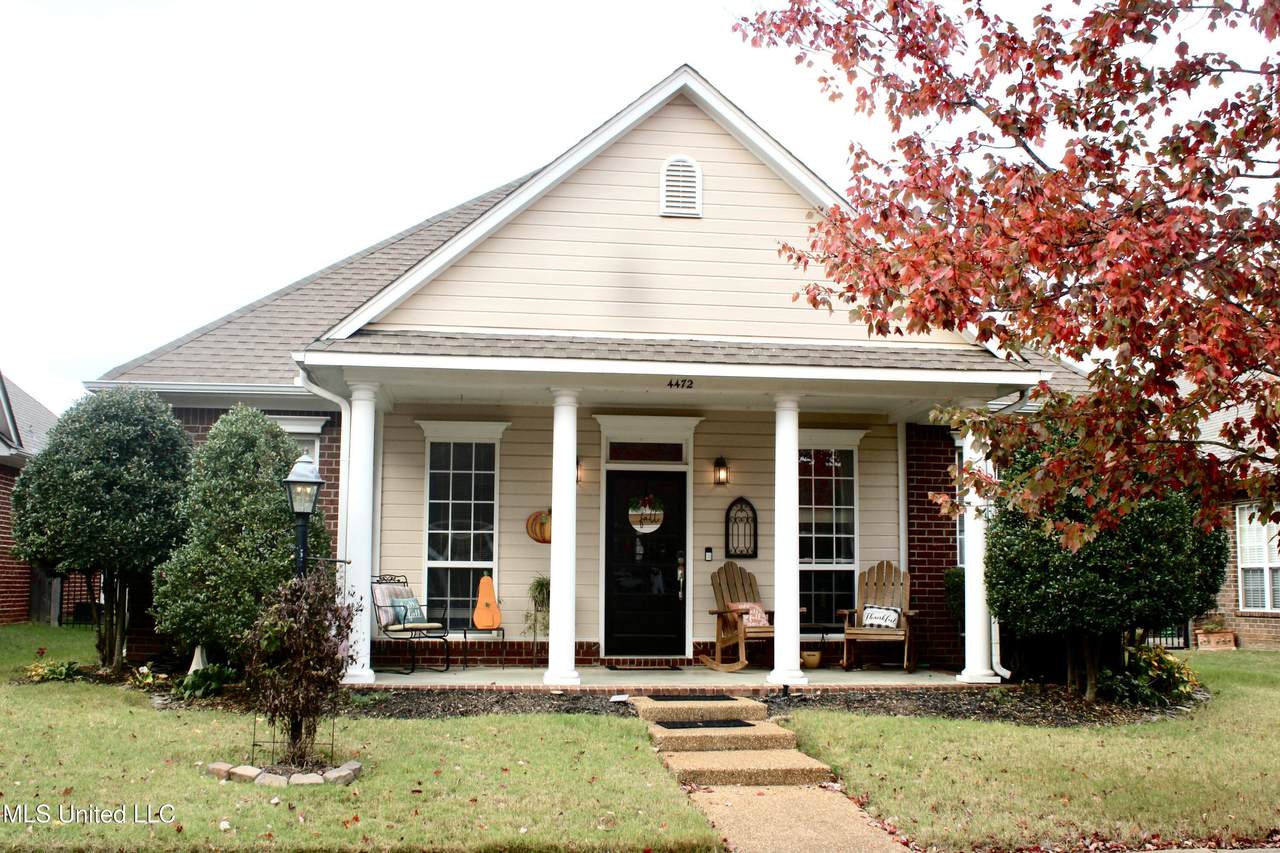 4472 Stone Cross Drive - Photo 1