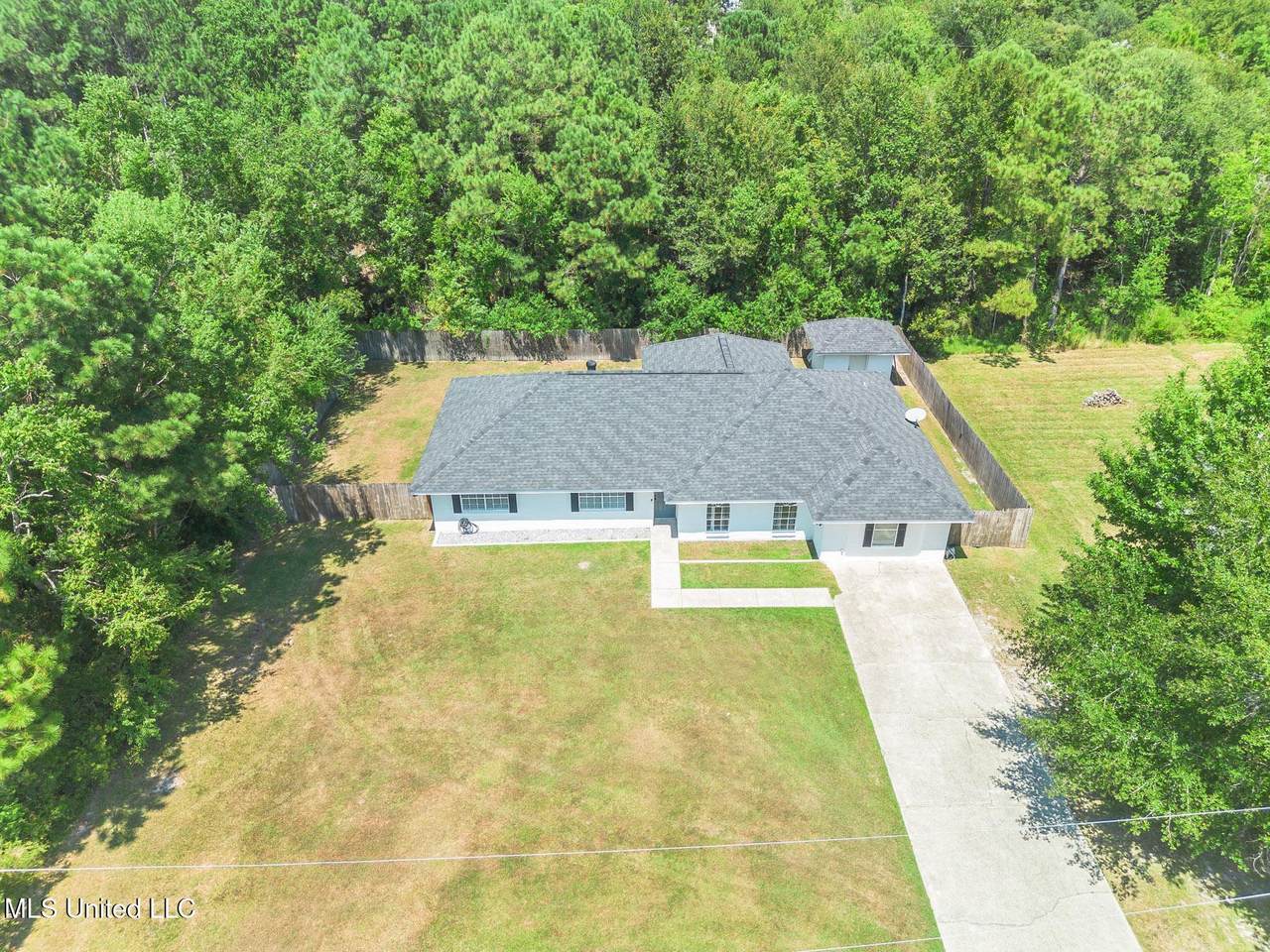 106 Piney Ridge Road - Photo 1