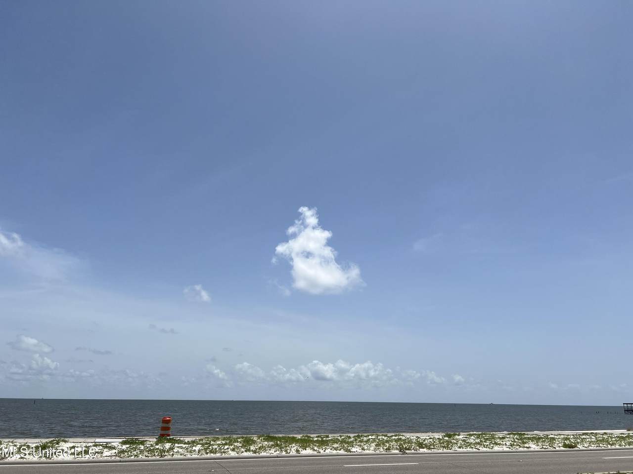 https://bt-photos.global.ssl.fastly.net/united/1280_boomver_1_4131684-2.jpg