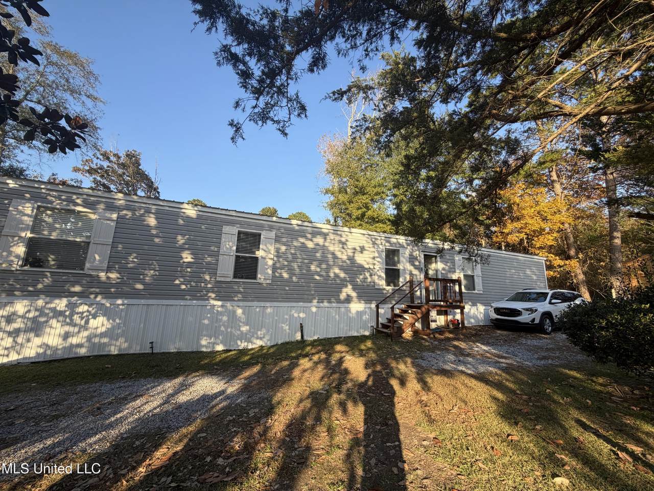 487 Grennie Morrow Road - Photo 1