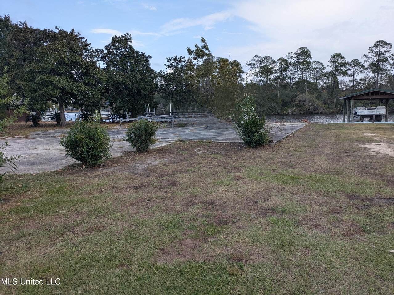 15110 Chickasaw Road - Photo 1