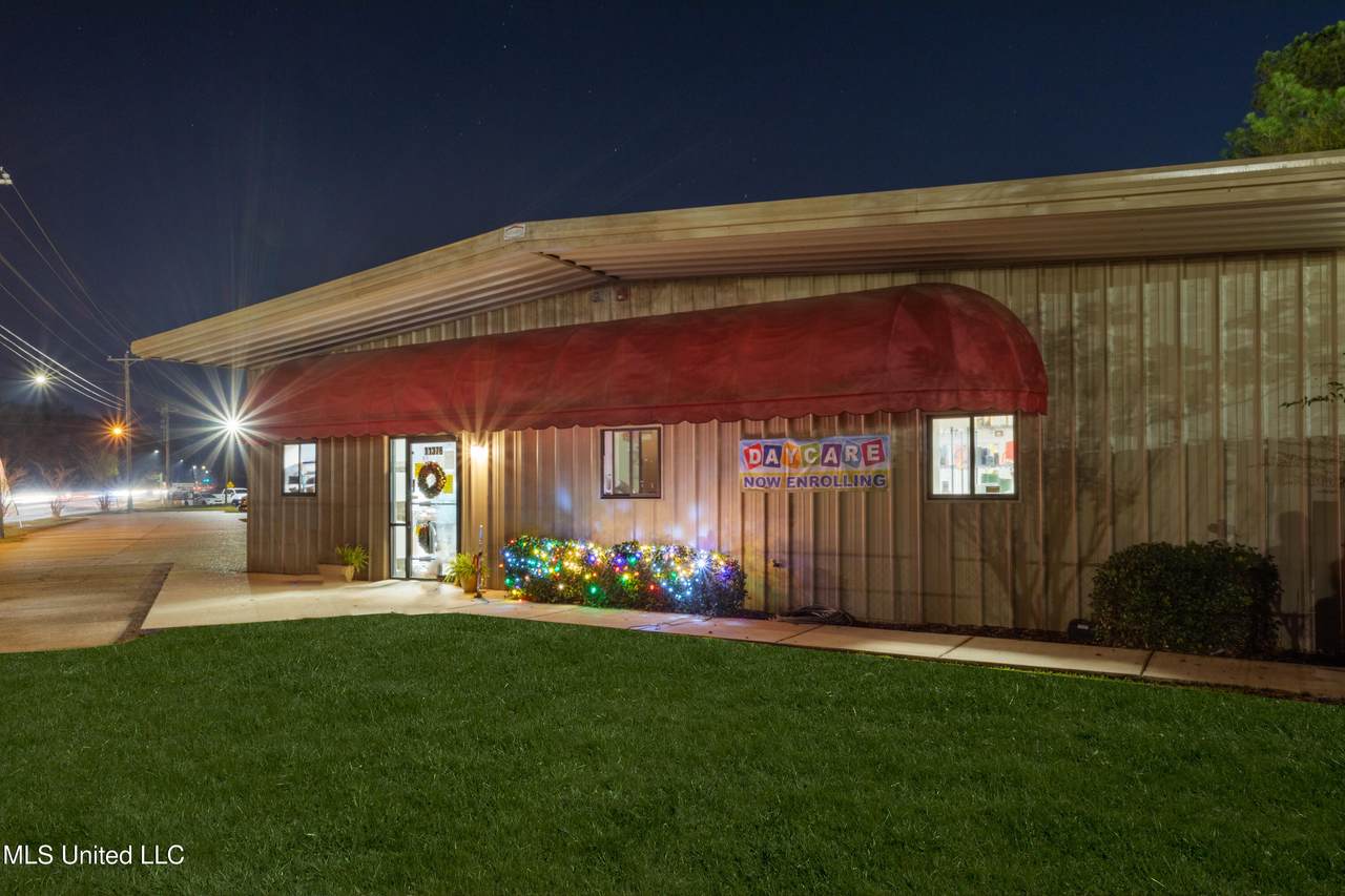 11376 Three Rivers Road - Photo 1