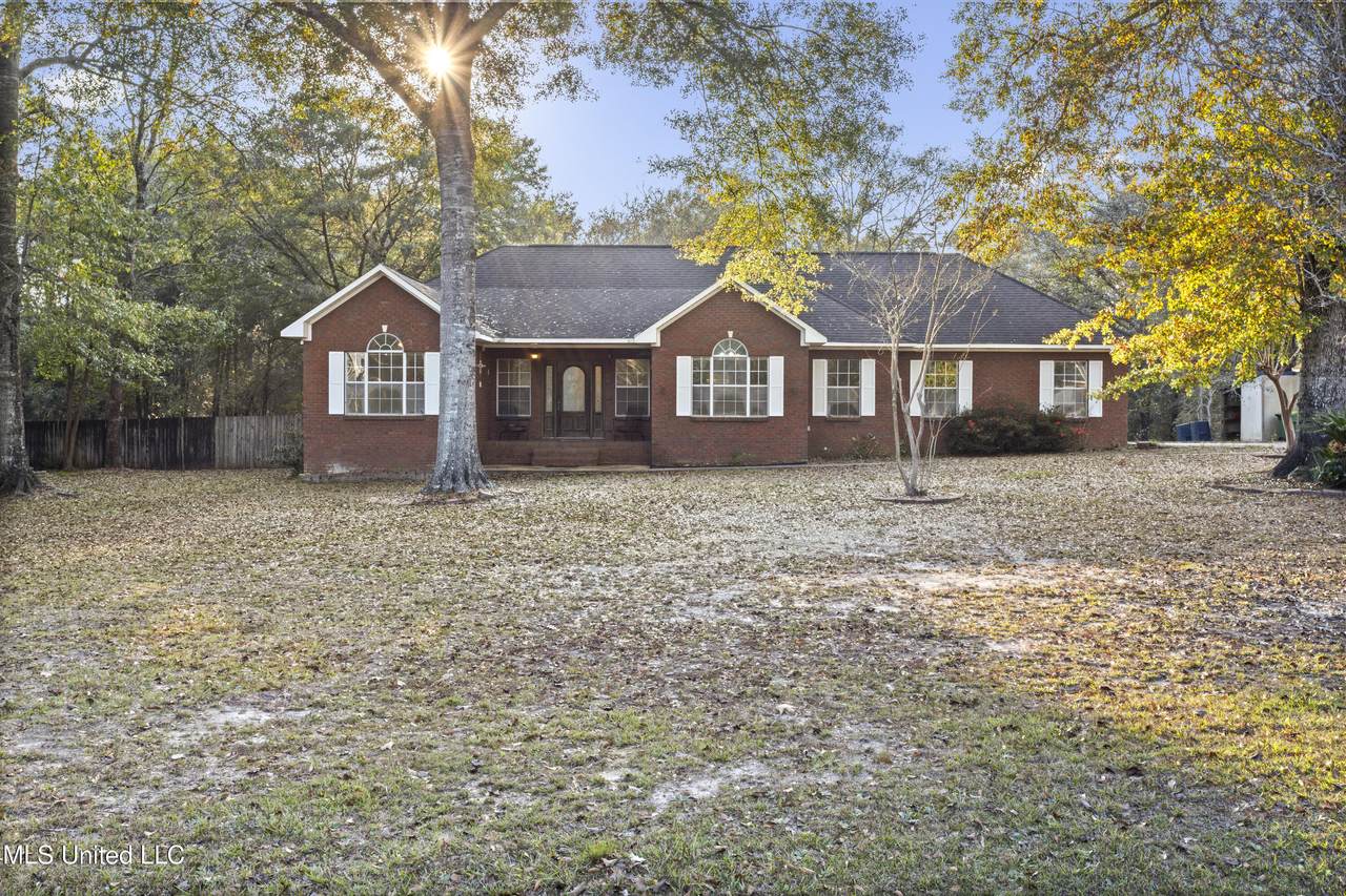 11709 Bluff Ridge Road - Photo 1