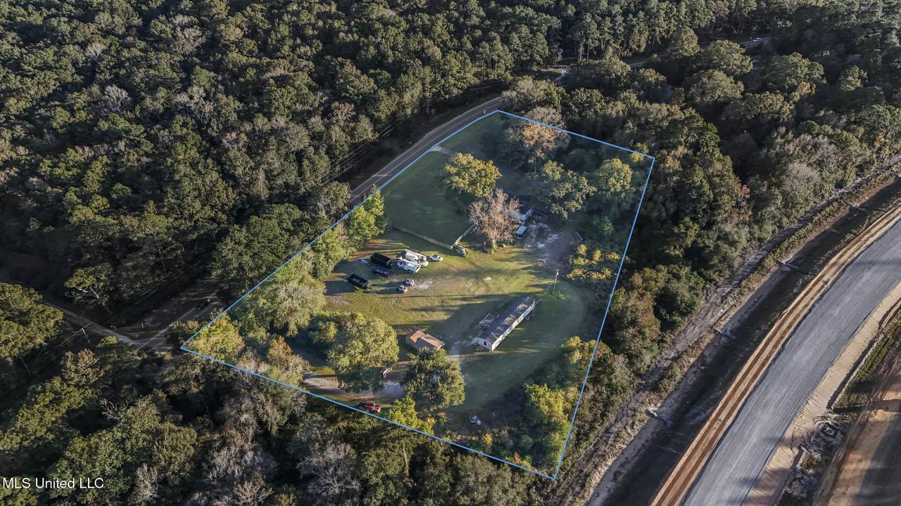 10305 Highway 57 - Photo 1