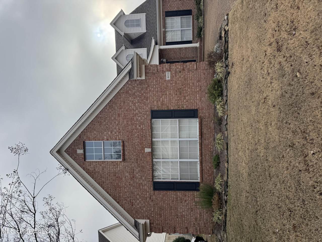 4416 Evelyn Lane - Photo 1