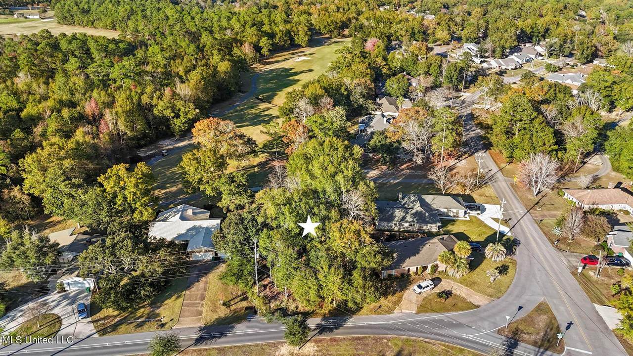 67177 Diamondhead Drive - Photo 1