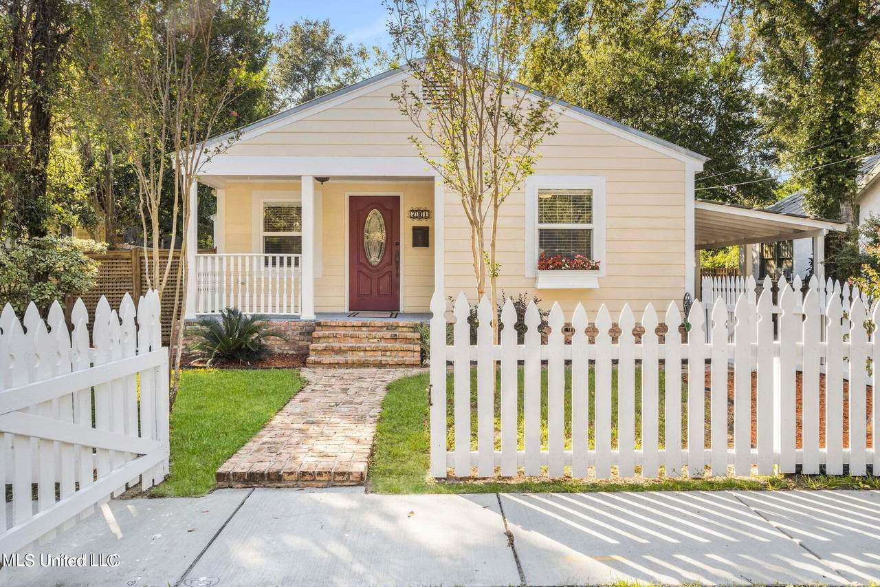 281 Santini Street - Photo 1