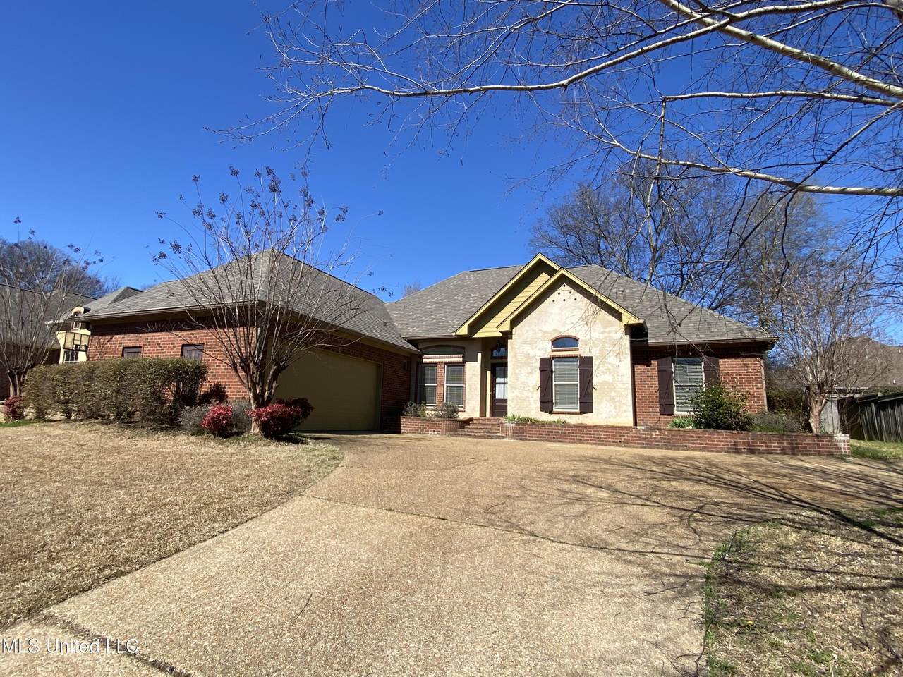 103 Hallmark Place - Photo 1