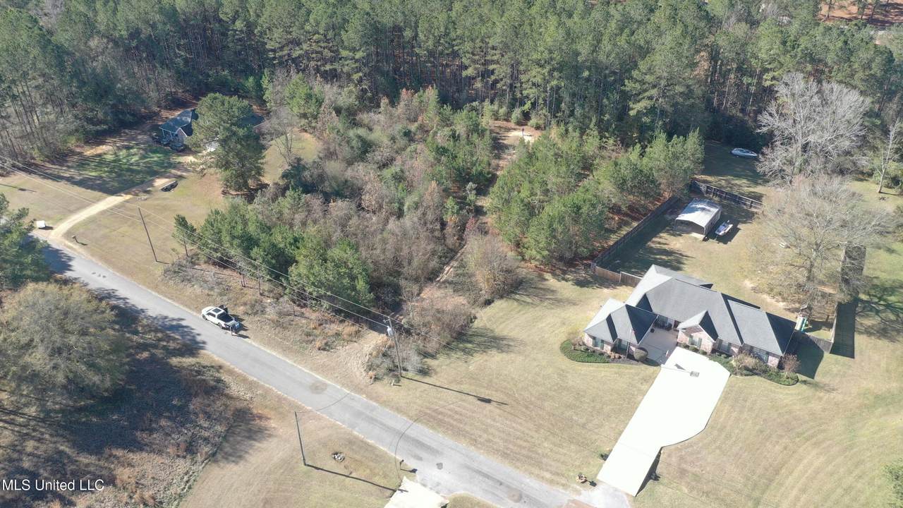  Deer Ridge Road - Photo 1