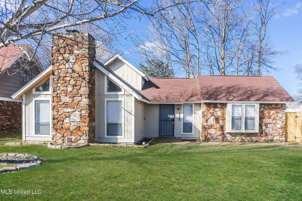 1876 Rapier Drive - Photo 1