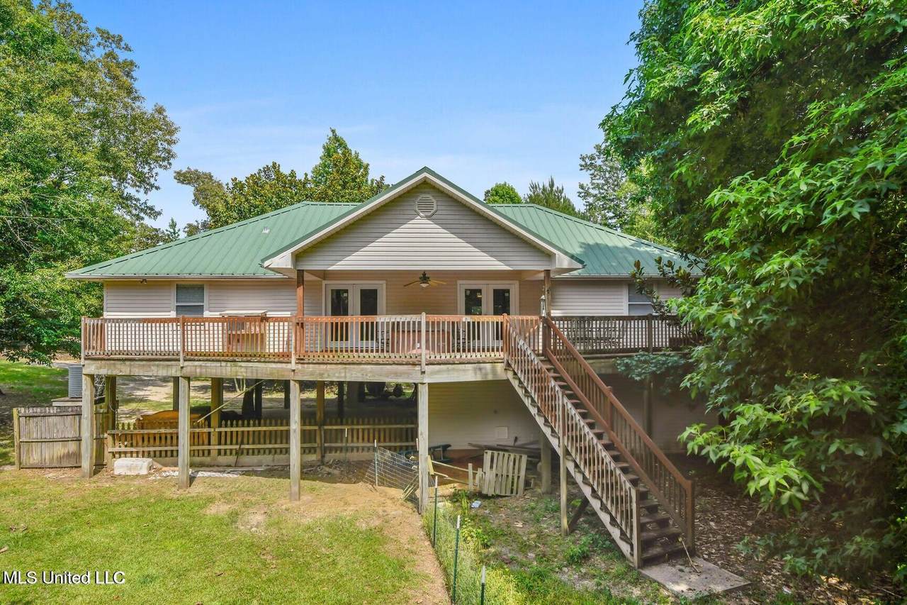 19639 Laterre Drive - Photo 1