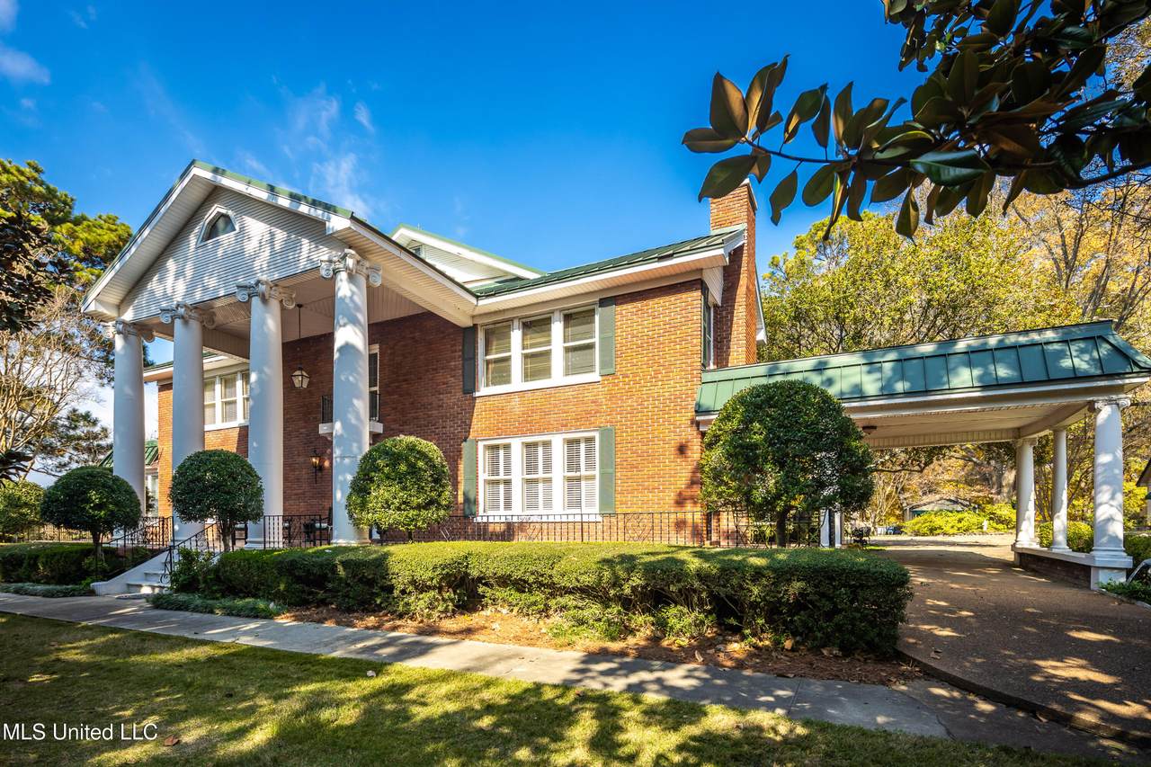 8000 Austin Road - Photo 1