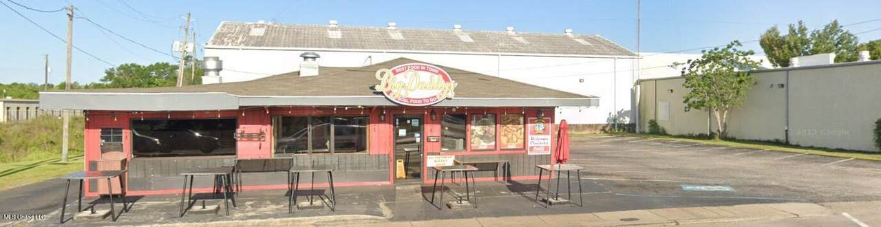 2605 25th Avenue - Photo 1