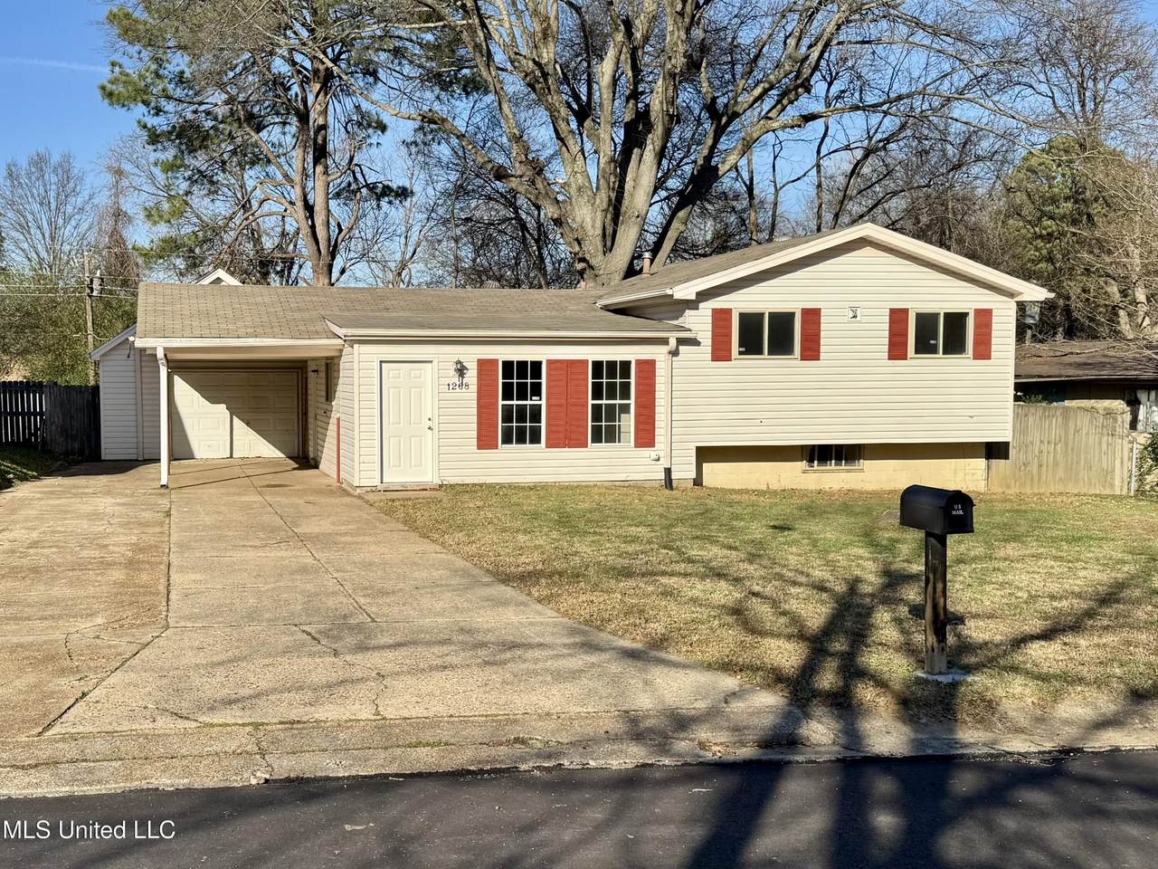 1268 Staunton Drive - Photo 1