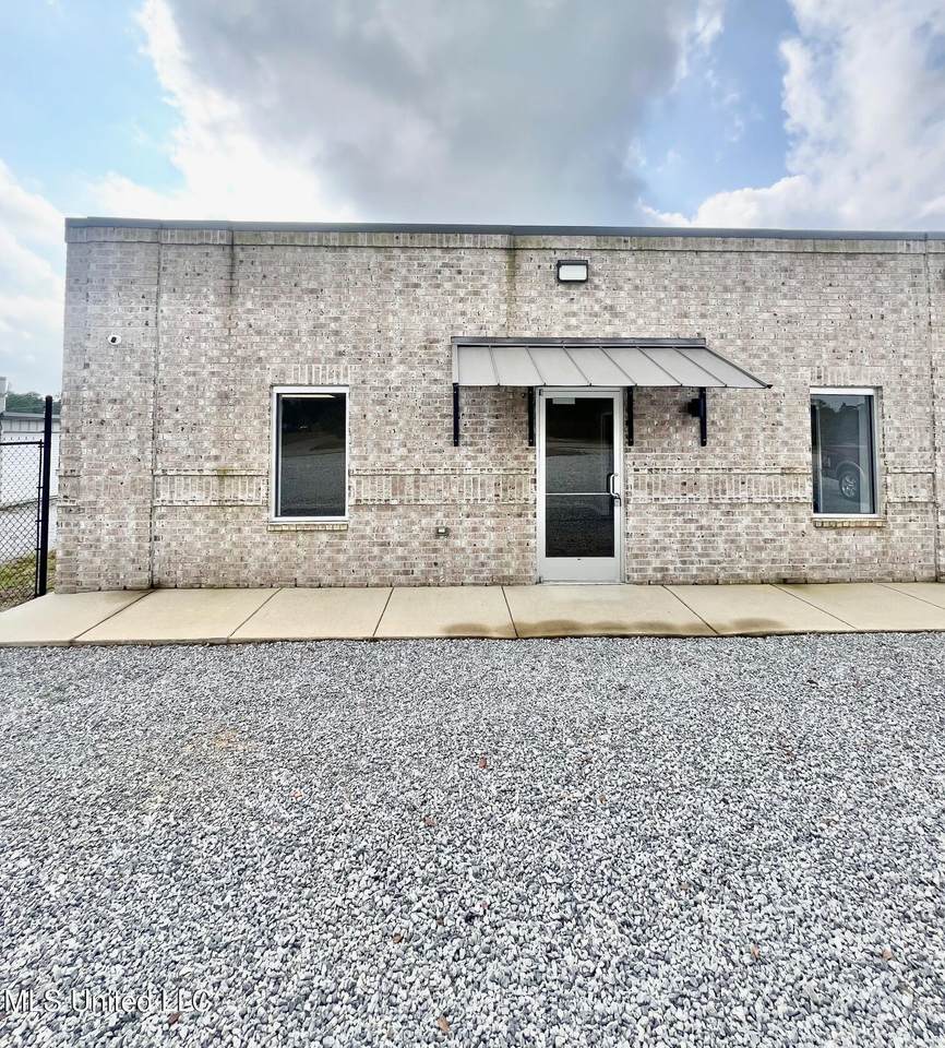 16275 Landon Road - Photo 1