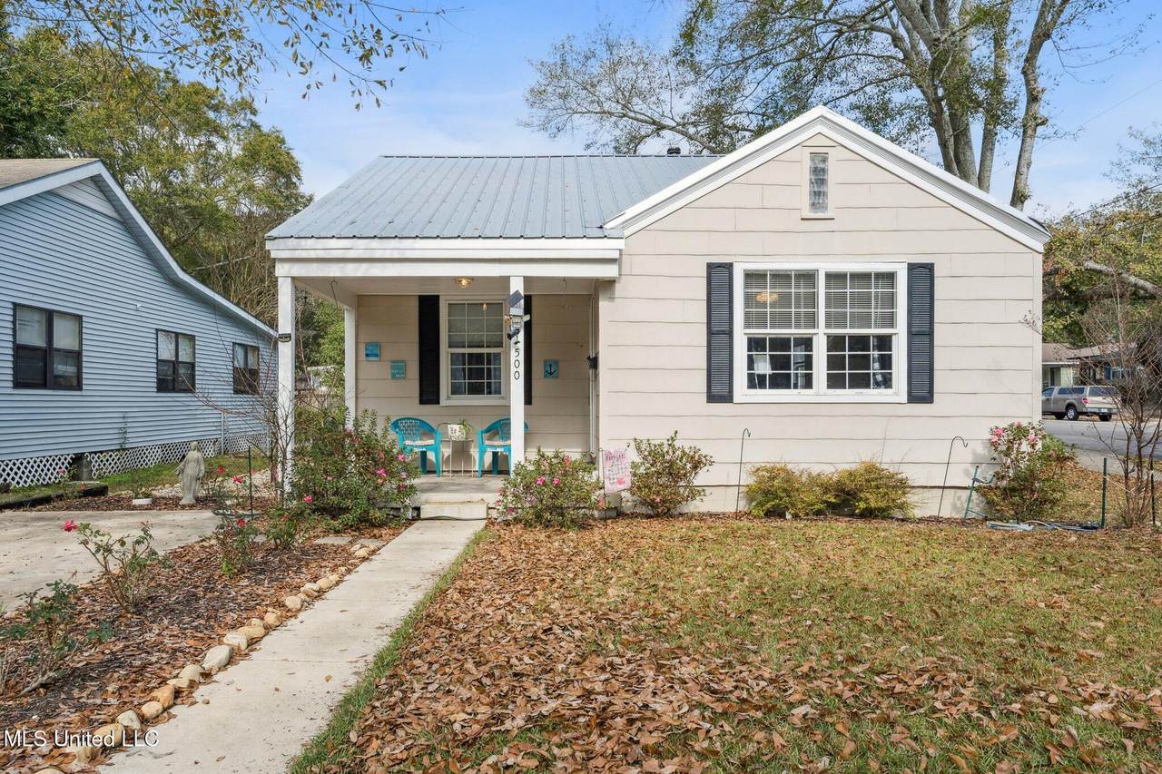 1500 Miller Street - Photo 1