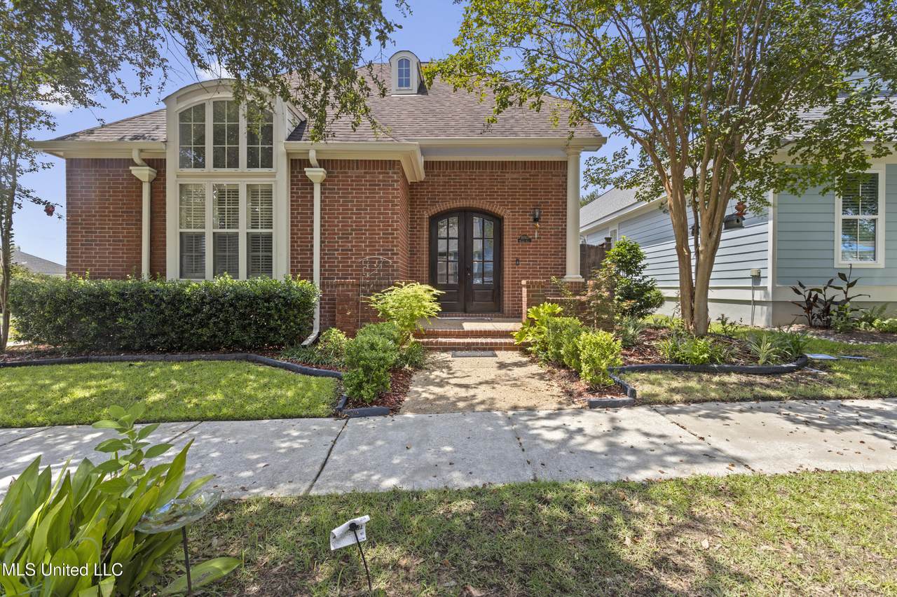 19763 Maben Avenue - Photo 1