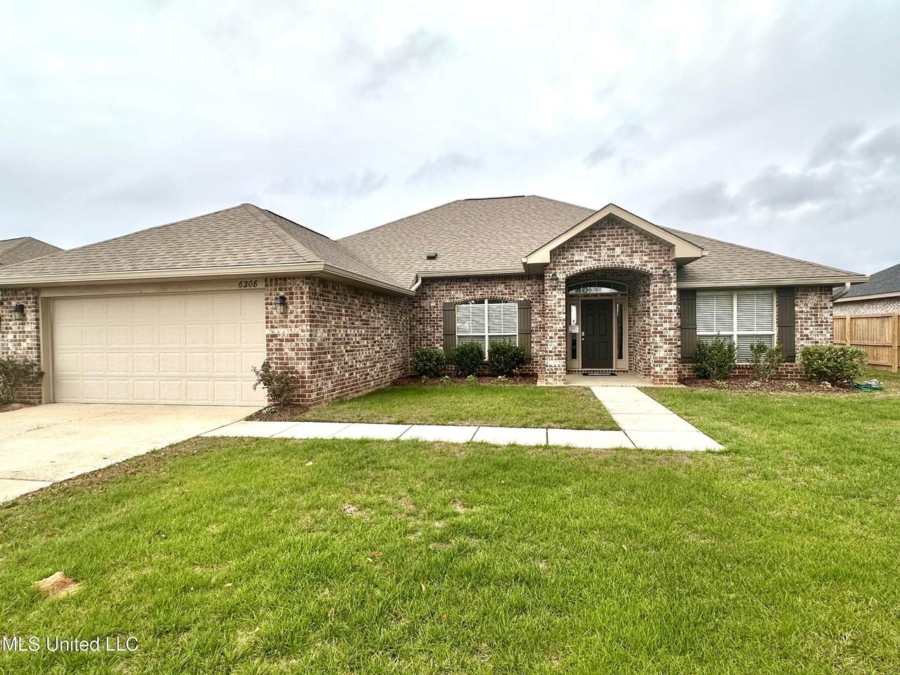 6208 Emerald Lake Drive - Photo 1