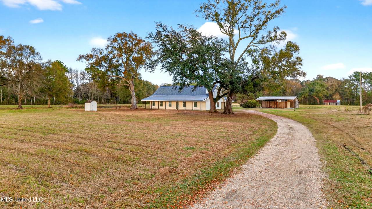 76 Otis Stewart Road - Photo 1