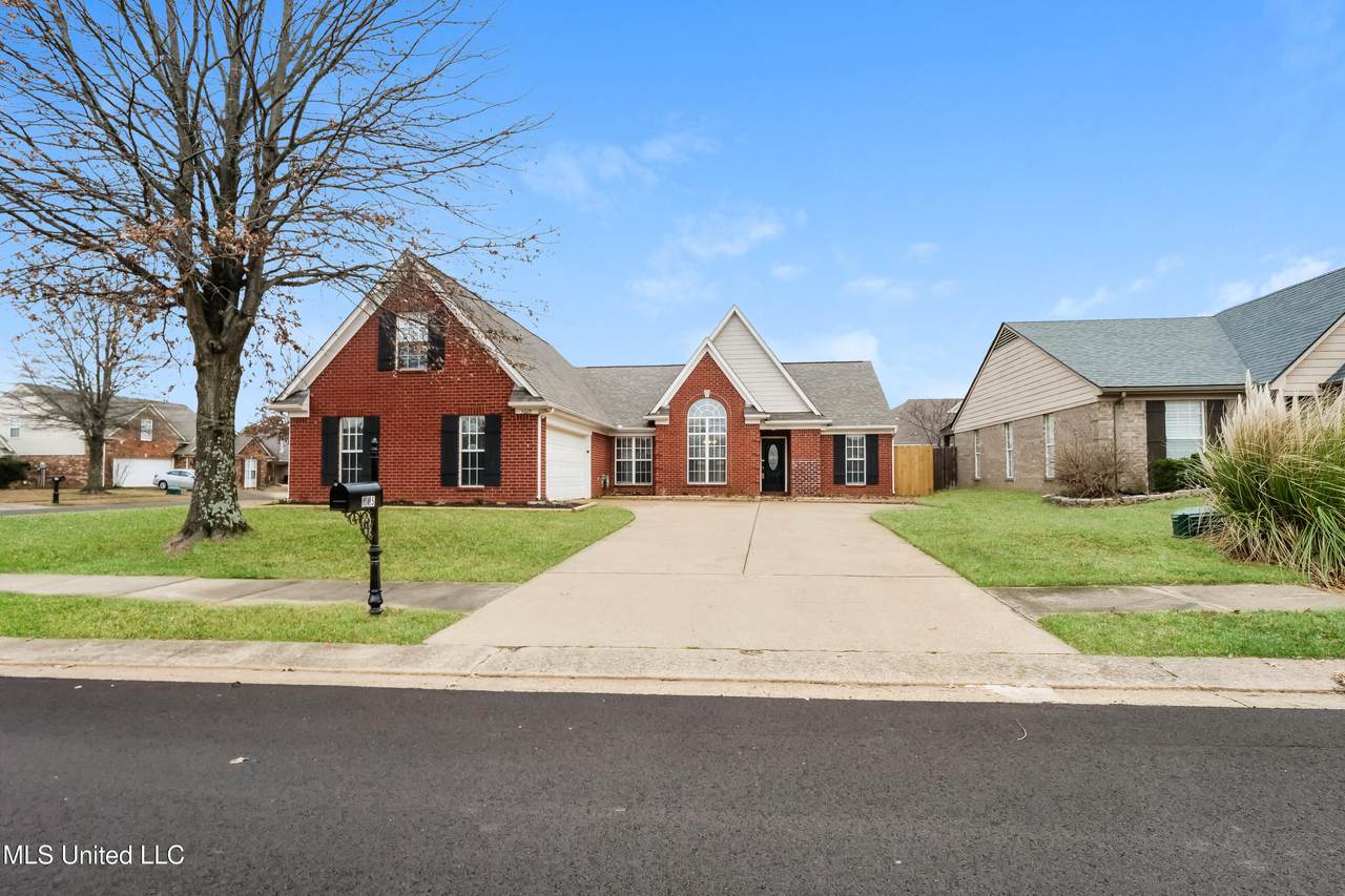 5665 Deer Ridge Drive - Photo 1