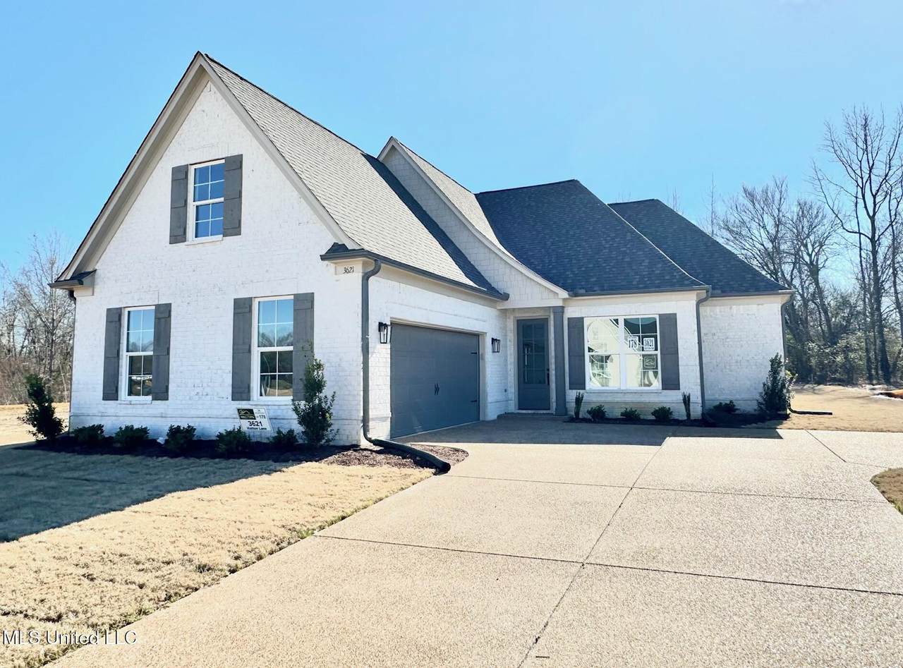 3621 Hatton Drive - Photo 1