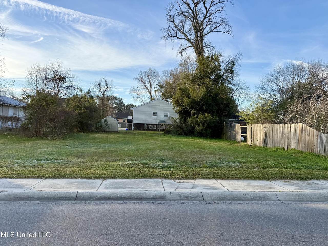 561 Esters Boulevard - Photo 1