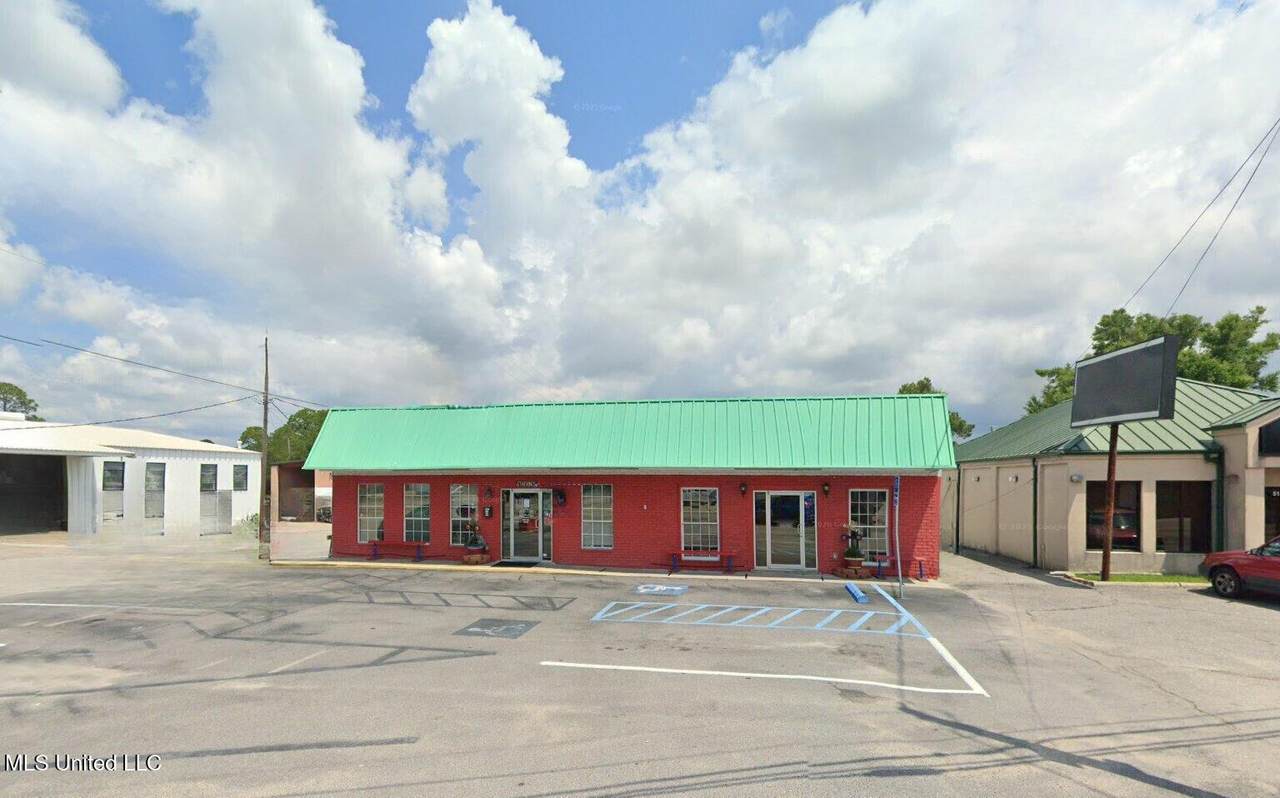 522 Pass Road - Photo 1