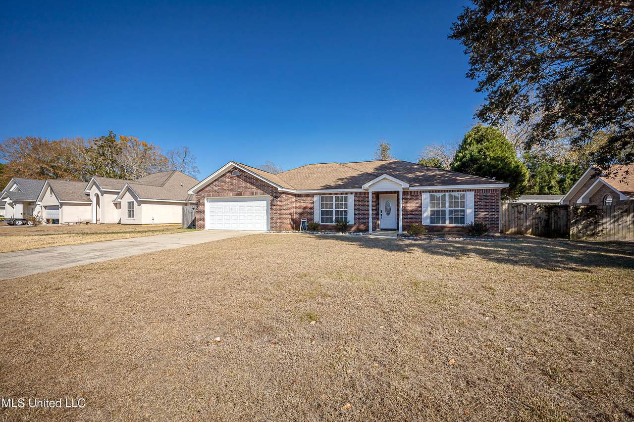 6816 Southwind Drive - Photo 1
