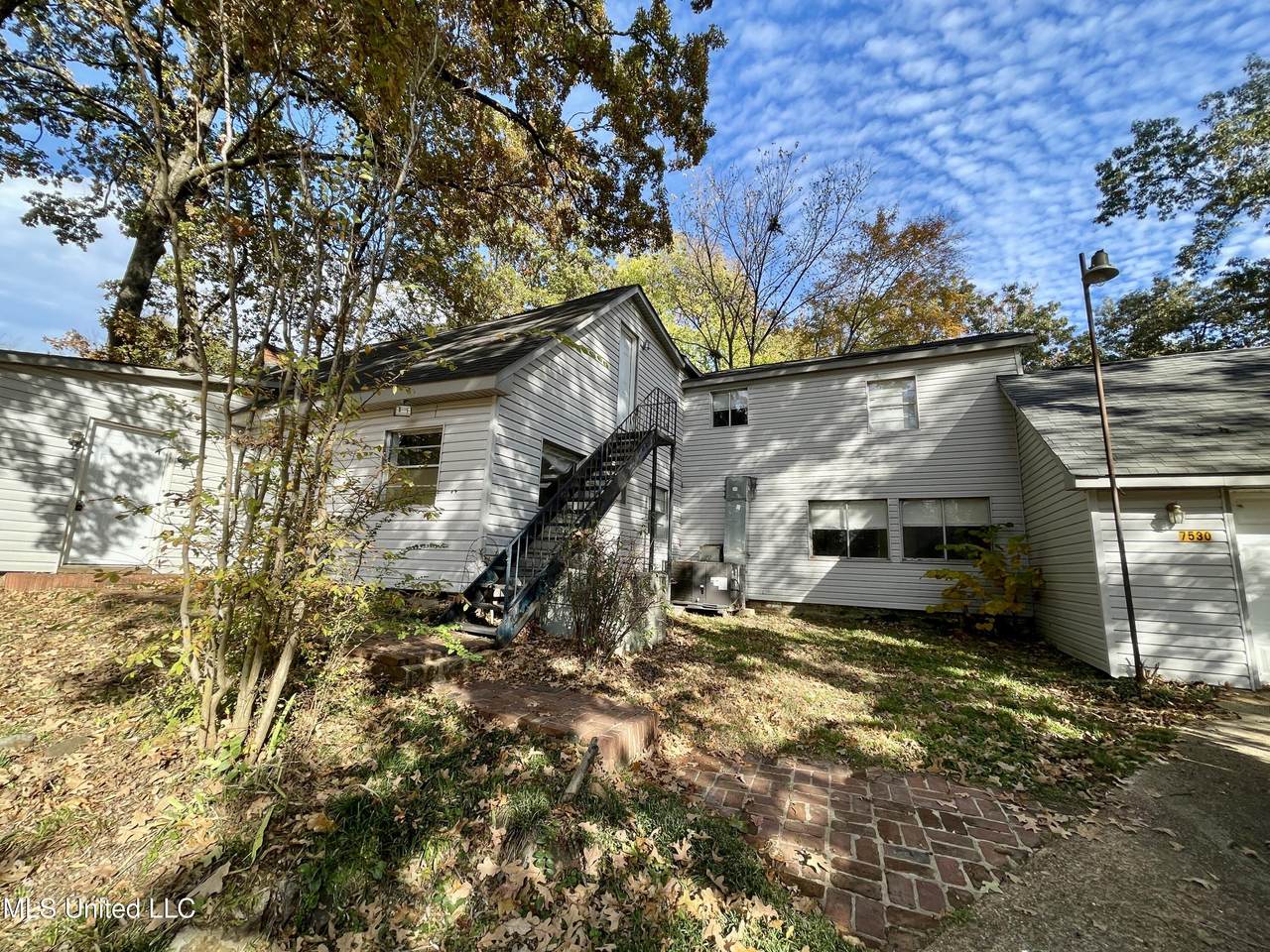 7530 Dogwood Lane - Photo 1