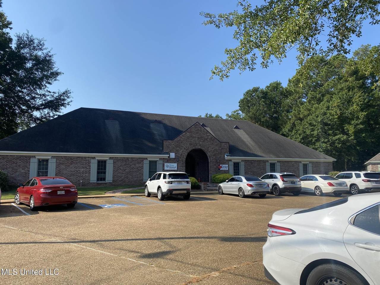 517 Keywood Circle - Photo 1