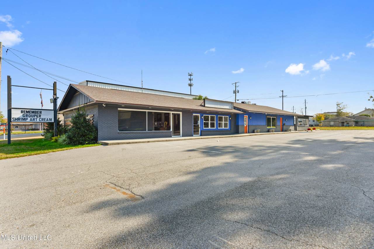 1224 Bienville Boulevard - Photo 1