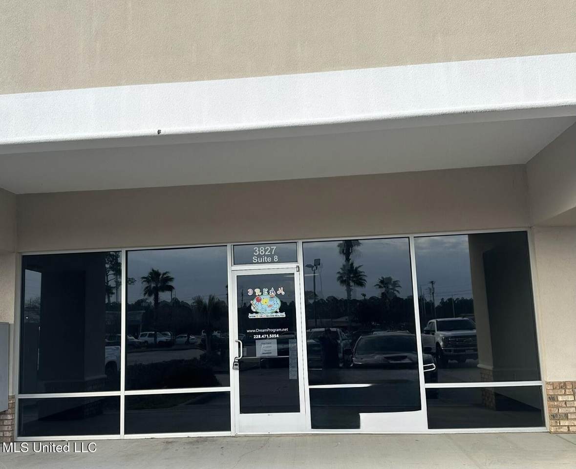 3827 Bienville Boulevard - Photo 1