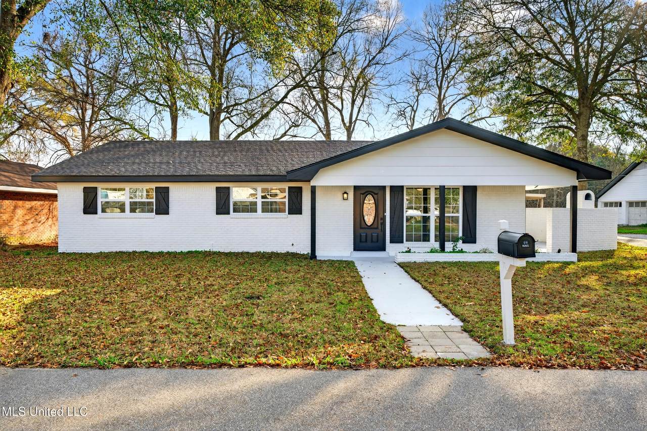 617 Mills Street - Photo 1