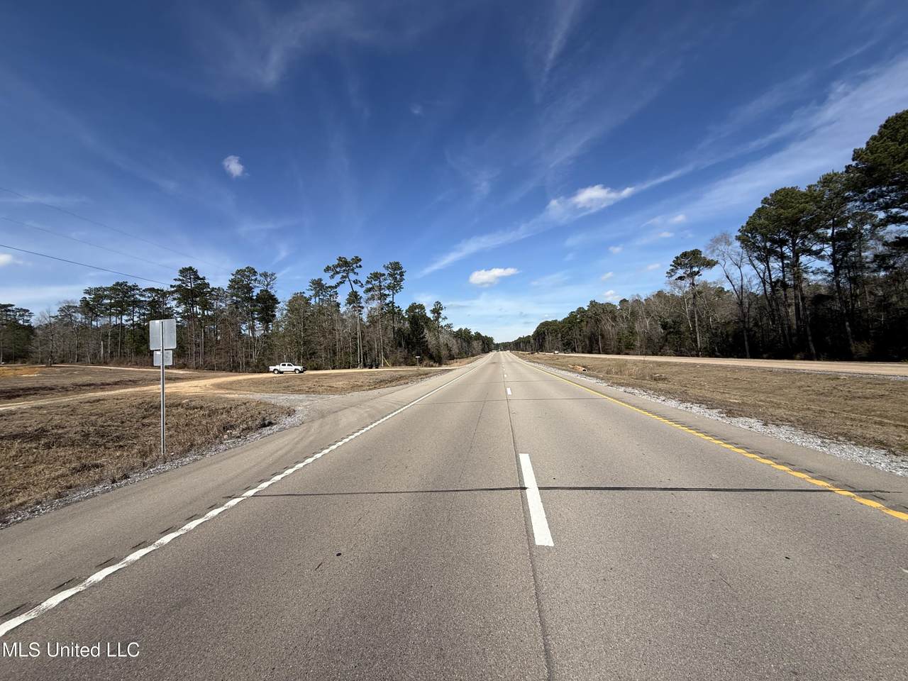 https://bt-photos.global.ssl.fastly.net/united/1280_boomver_1_4139374-2.jpg