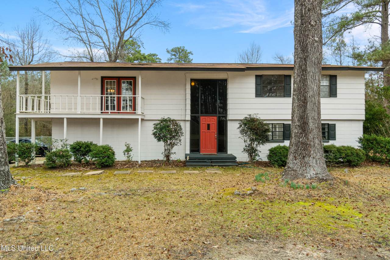 156 Balboa Drive - Photo 1