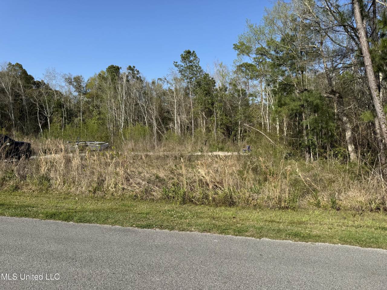 196 Vacation Lane - Photo 1