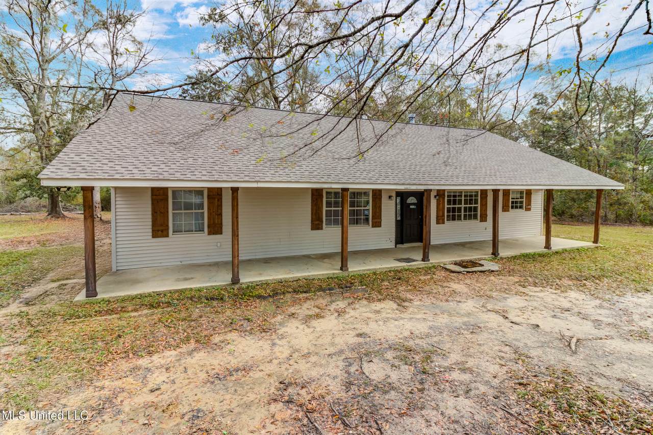 12522 Wolf River Road - Photo 1
