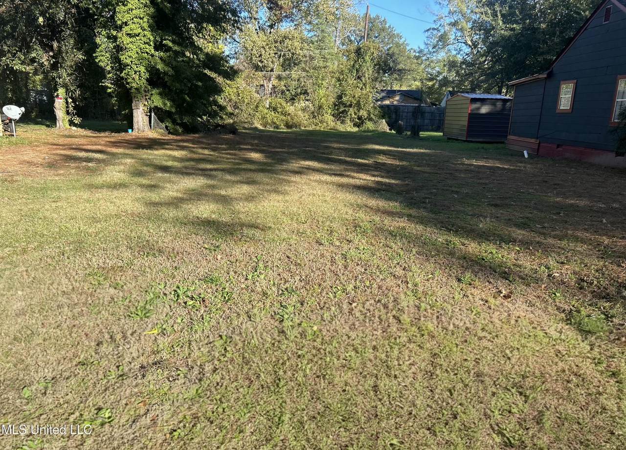 417 Hope Street - Photo 1