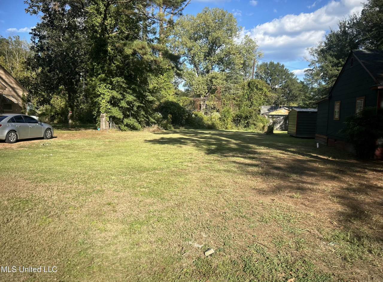 https://bt-photos.global.ssl.fastly.net/united/1280_boomver_1_4140097-2.jpg