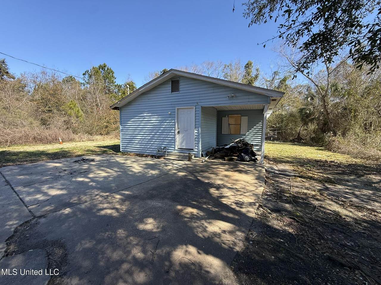 2519 29th Avenue - Photo 1