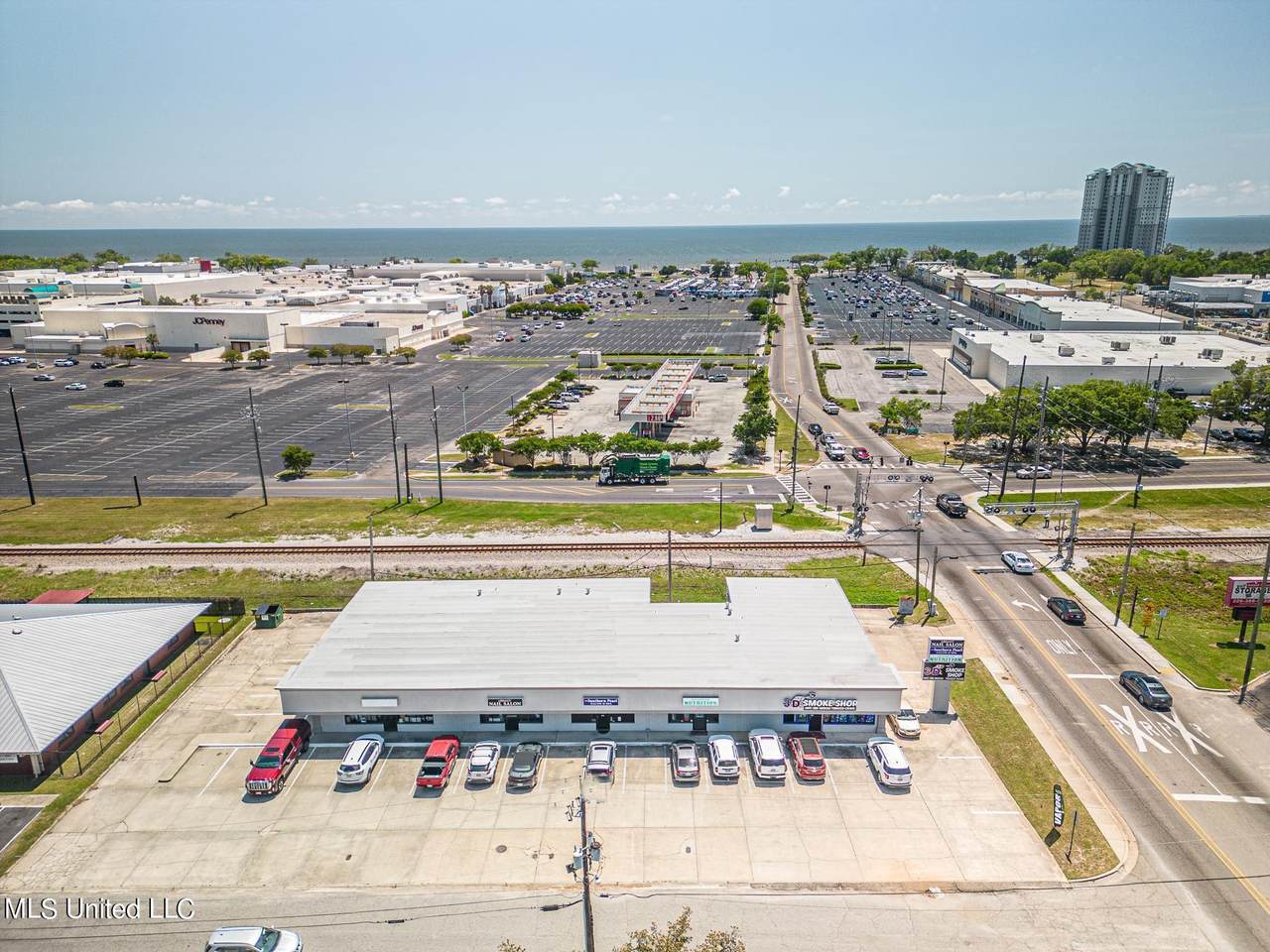 2643 Executive Place - Photo 1