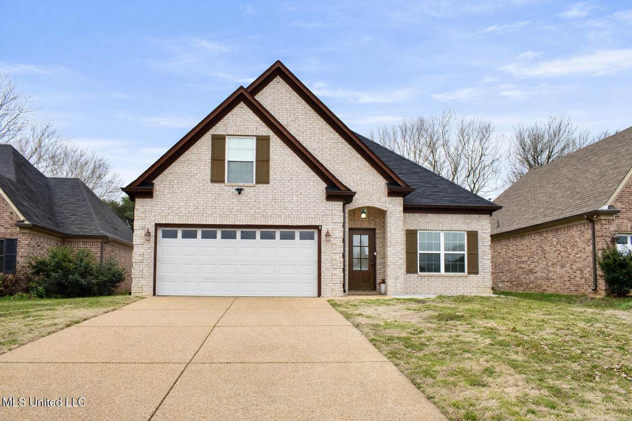 9025 Billy Pat Drive - Photo 1
