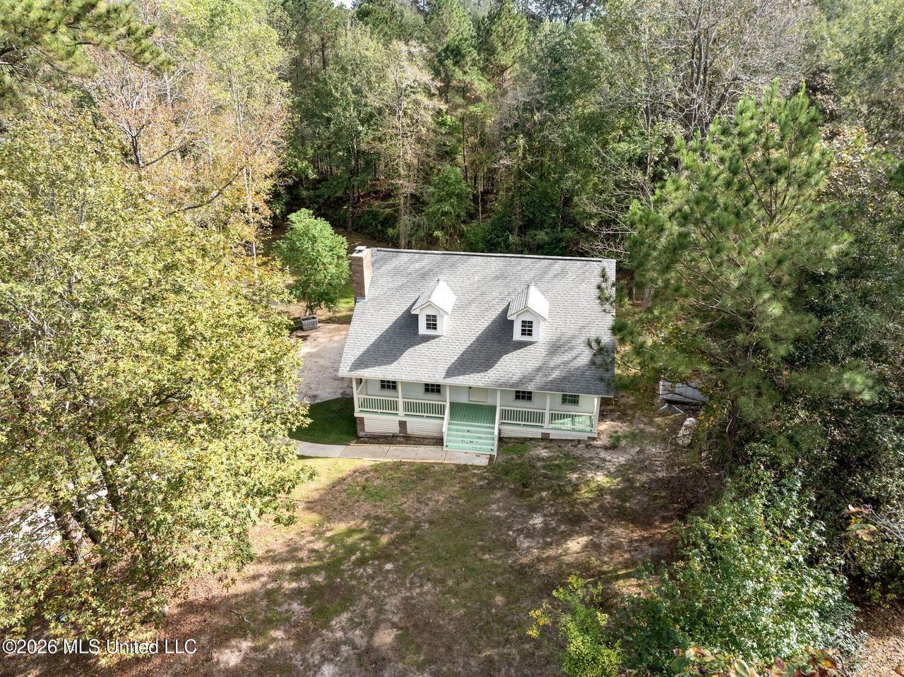 10 Poplar Drive - Photo 1