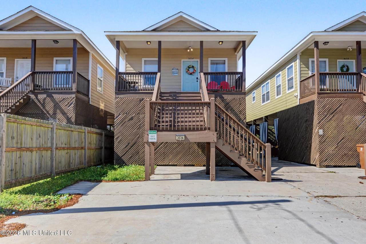 303 Lac Bleu Avenue - Photo 1