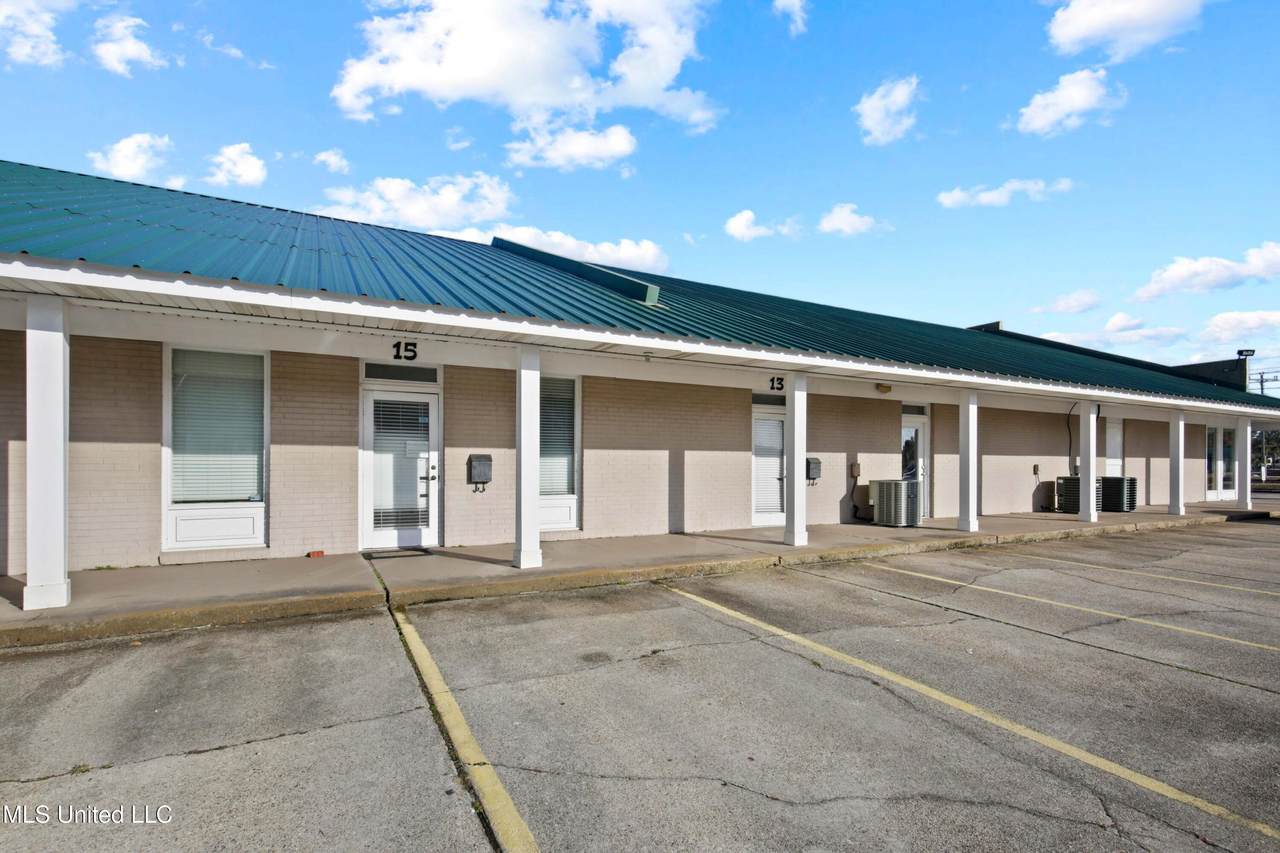 833 U.S. 90 - Photo 1