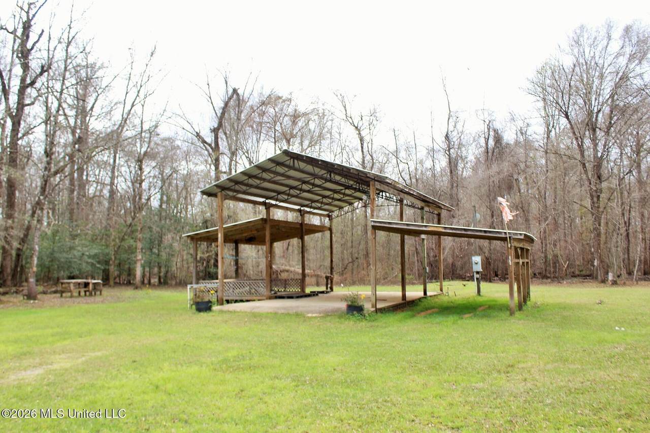 196 Cedar Creek Road - Photo 1